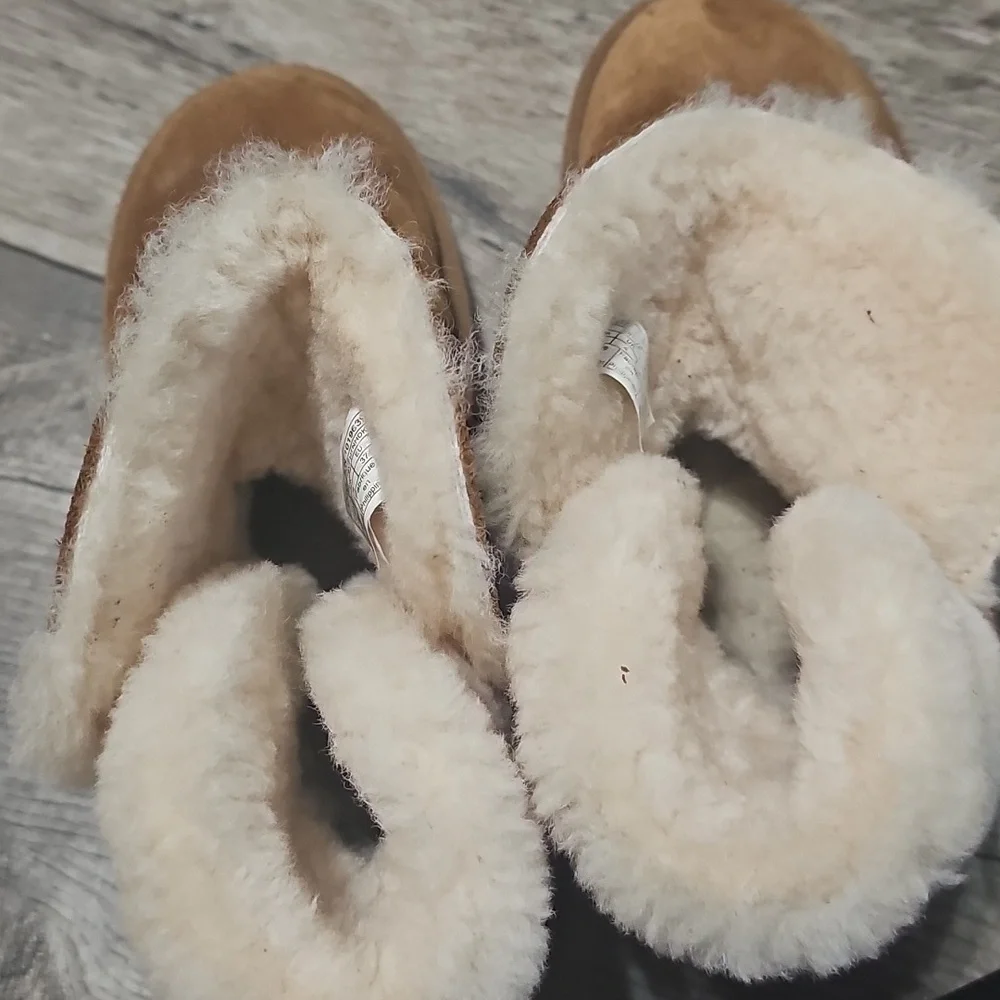 UGG Karel Classic Ankle Cozy Suede Boots